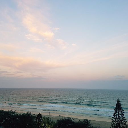 Zenith Ocean Front Apartments Gold Coast Exterior photo